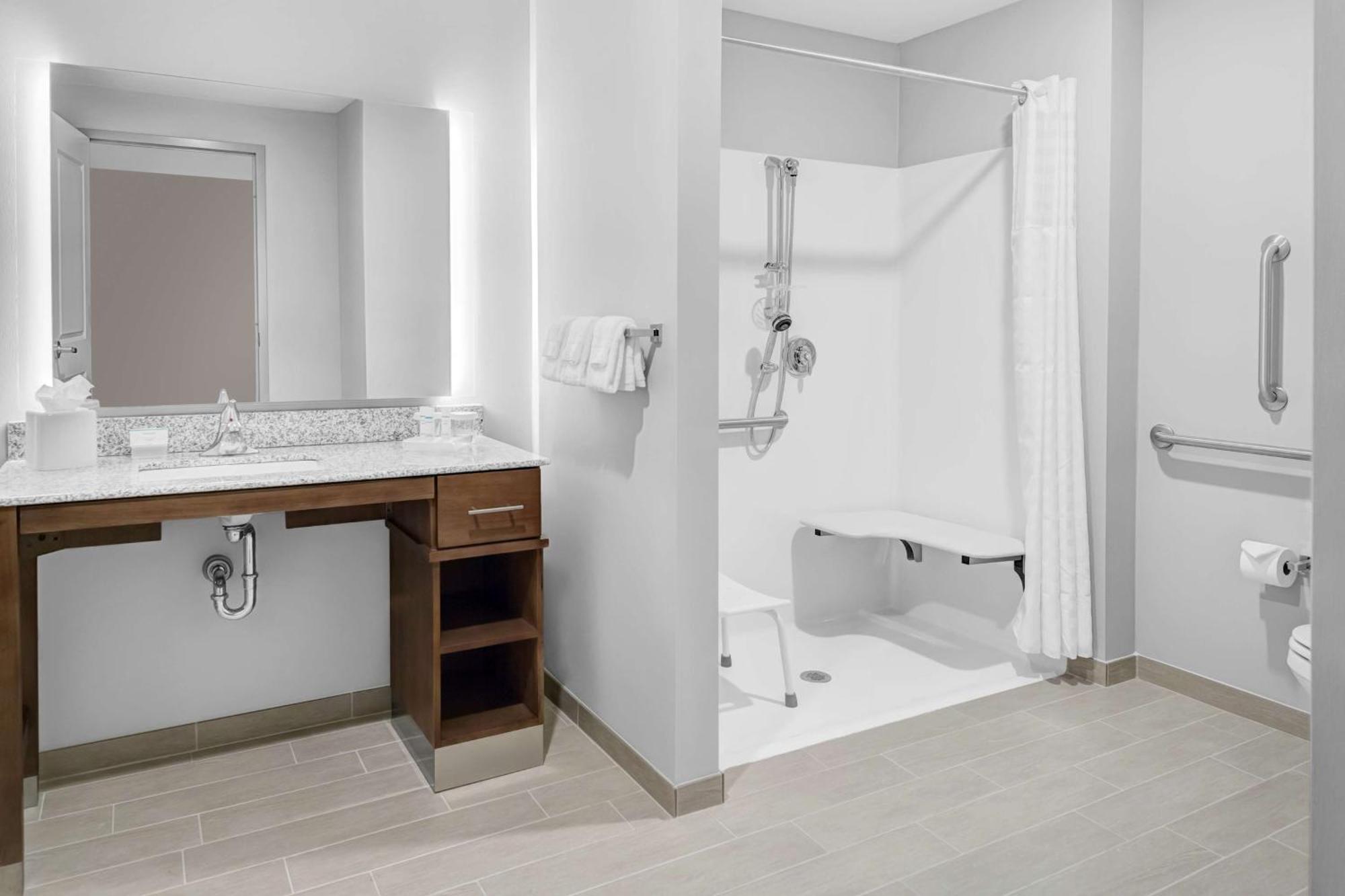 Homewood Suites By Hilton Wauwatosa Milwaukee Екстер'єр фото